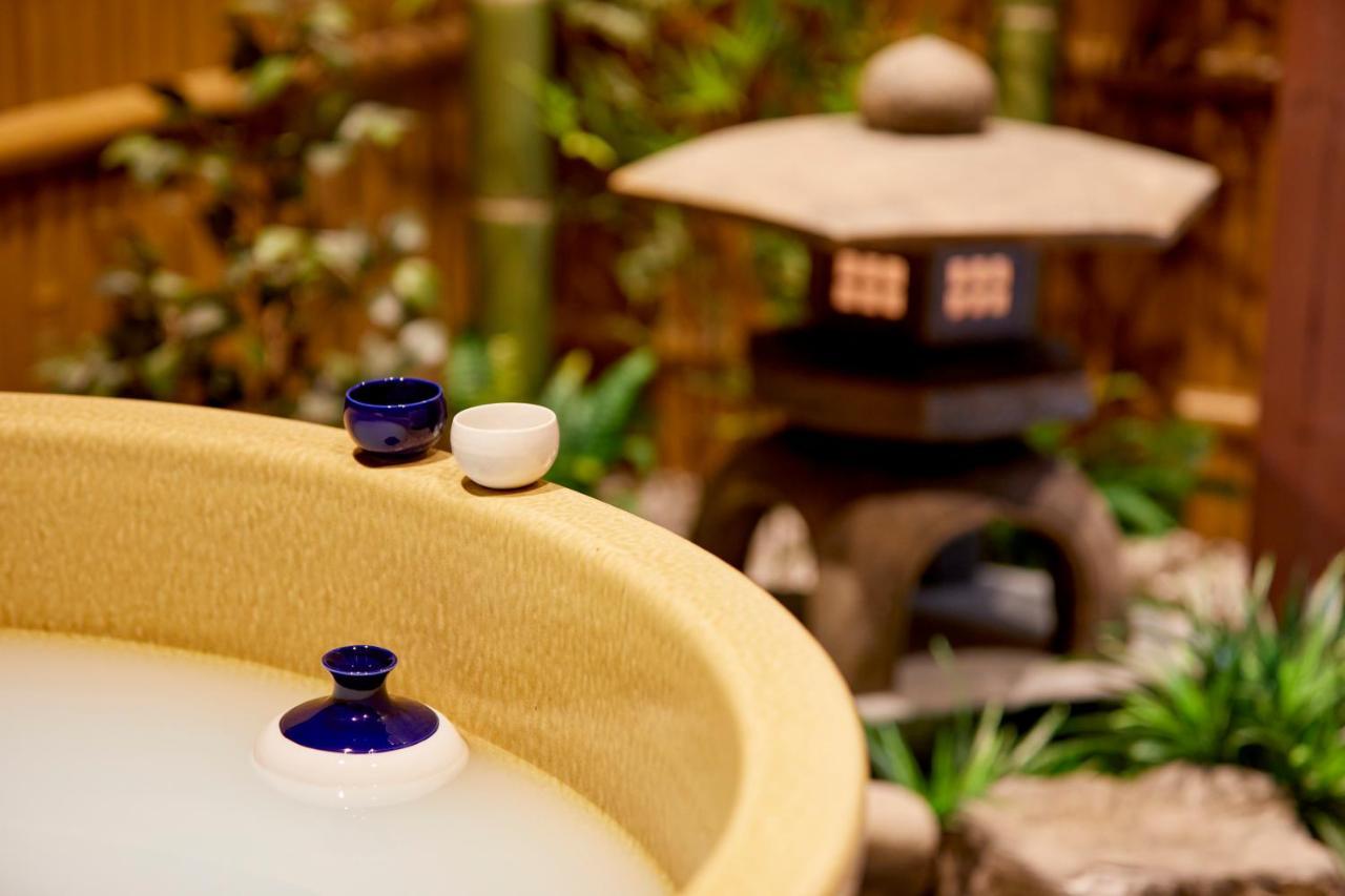 Holiday home 古今 天下茶屋 With A Private Parking Lot And A Half Open-air Bath And Direct To Kix *