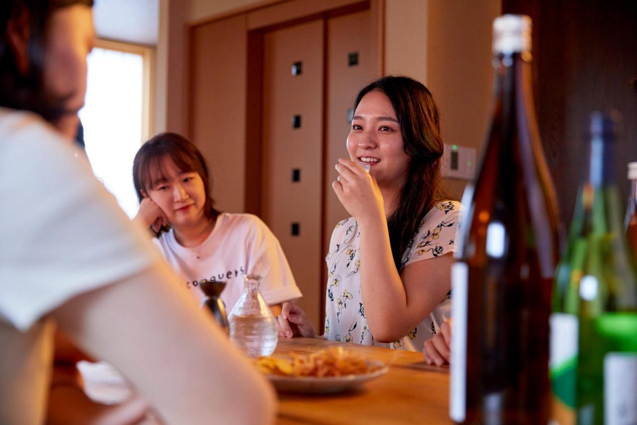 Holiday home 古今 天下茶屋 With A Private Parking Lot And A Half Open-air Bath And Direct To Kix