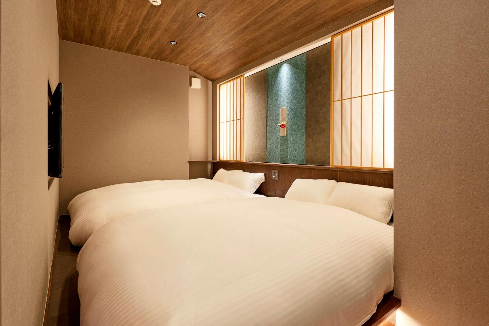 Holiday home 古今 天下茶屋 With A Private Parking Lot And A Half Open-air Bath And Direct To Kix