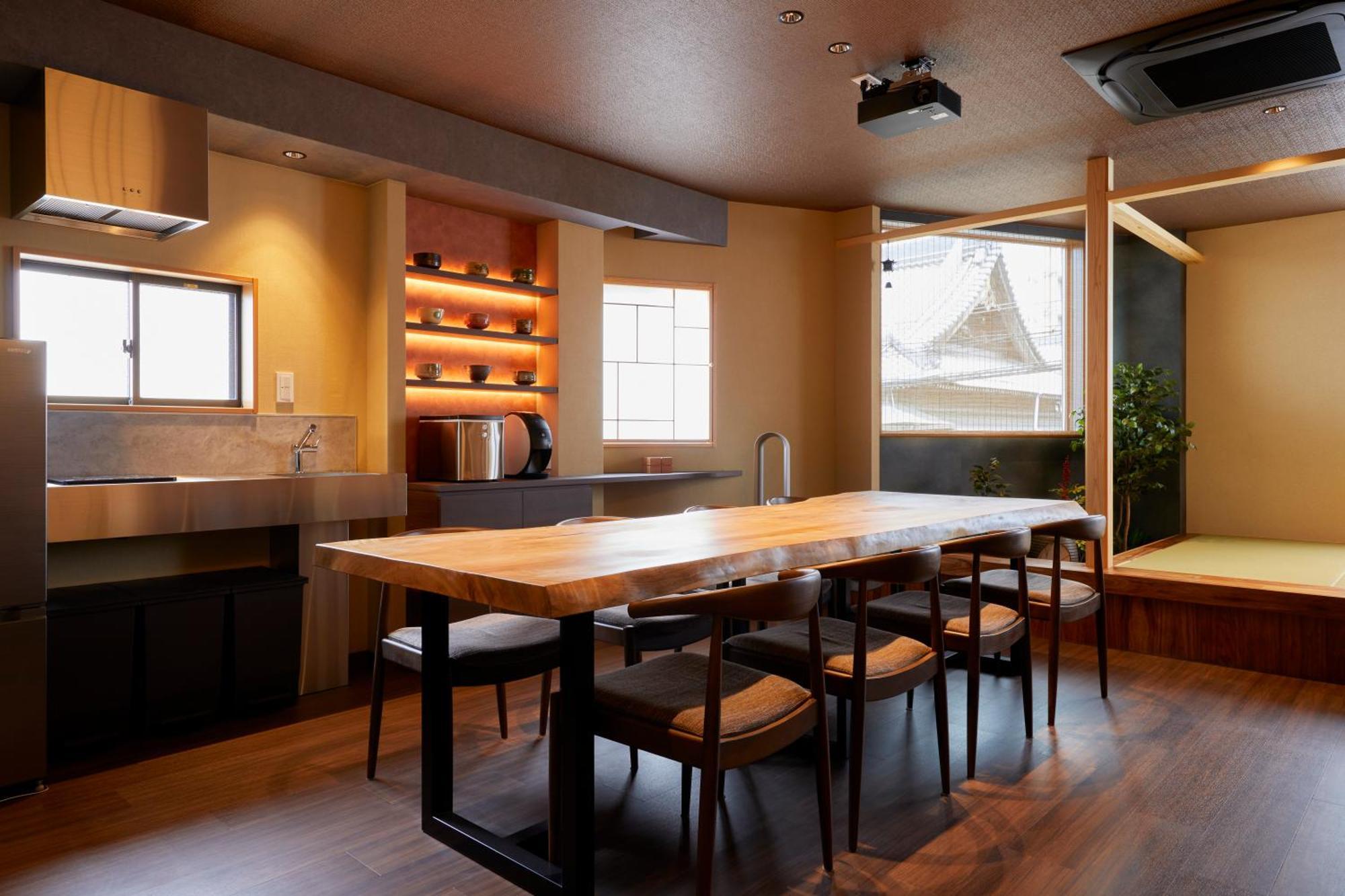 古今 天下茶屋 With A Private Parking Lot And A Half Open-air Bath And Direct To Kix Holiday home *